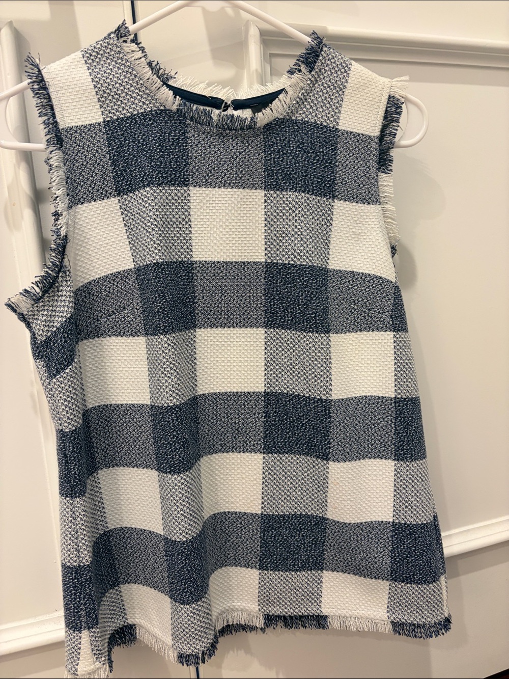 Banana Republic Navy & White Sleeveless shirt